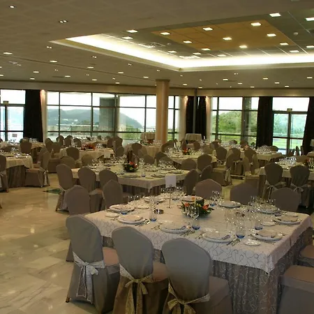 Ξενοδοχείο Palacio De La Magdalena 4*