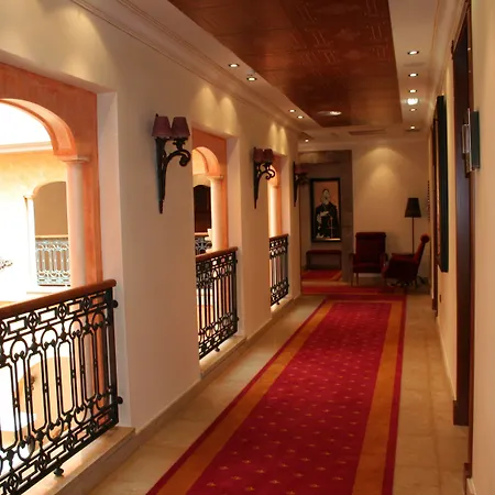 Palacio De La Magdalena 4*