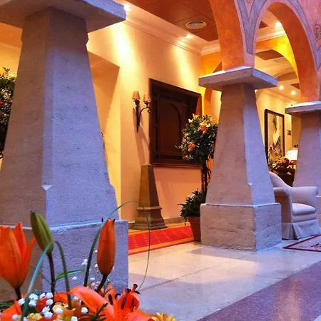 Palacio De La Magdalena Soto Del Barco