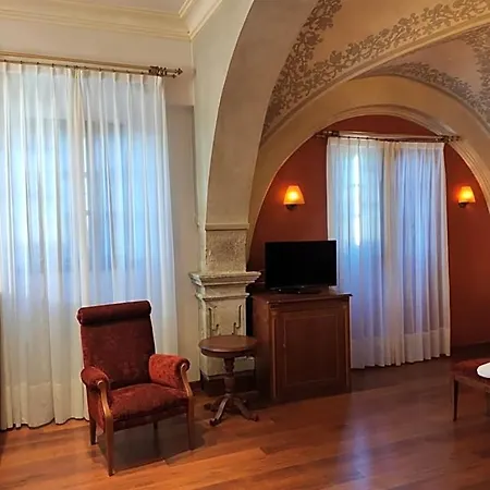 Palacio De La Magdalena Hotel