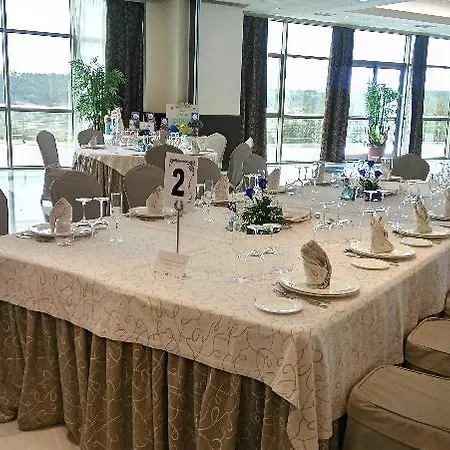 Palacio De La Magdalena 4*