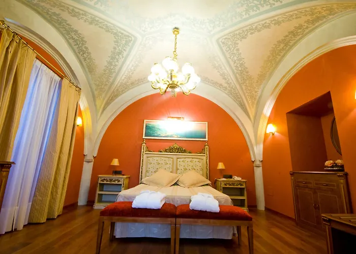 Palacio De La Magdalena 4*