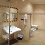 فندق Palacio De La Magdalena 4*