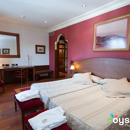 Palacio De La Magdalena