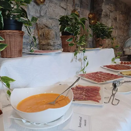 Szálloda Palacio De La Magdalena 4*