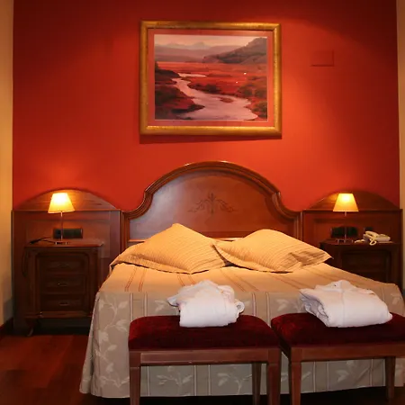 Palacio De La Magdalena Hotel 4*