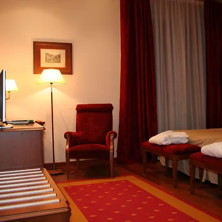 Szálloda Palacio De La Magdalena 4*