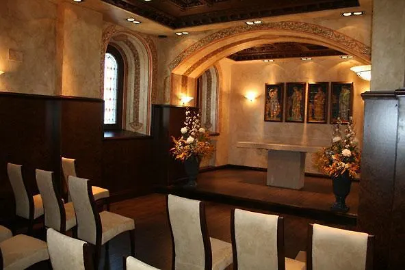 Palacio De La Magdalena Hotel