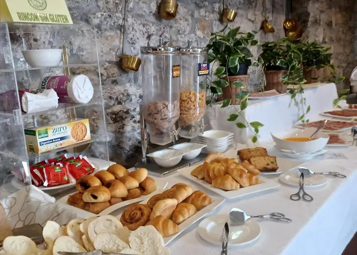 Hotel Palacio De La Magdalena 4*