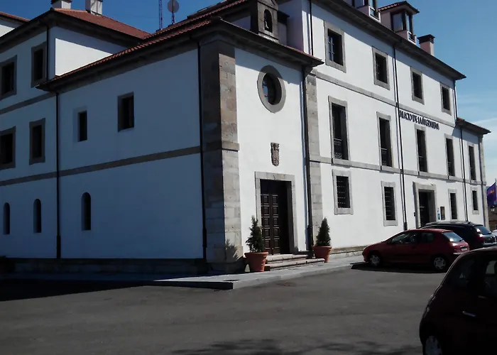 Palacio De La Magdalena 4*