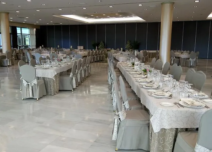 Palacio De La Magdalena