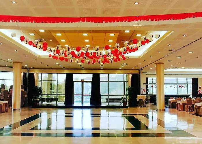 Hotel Palacio De La Magdalena 4*